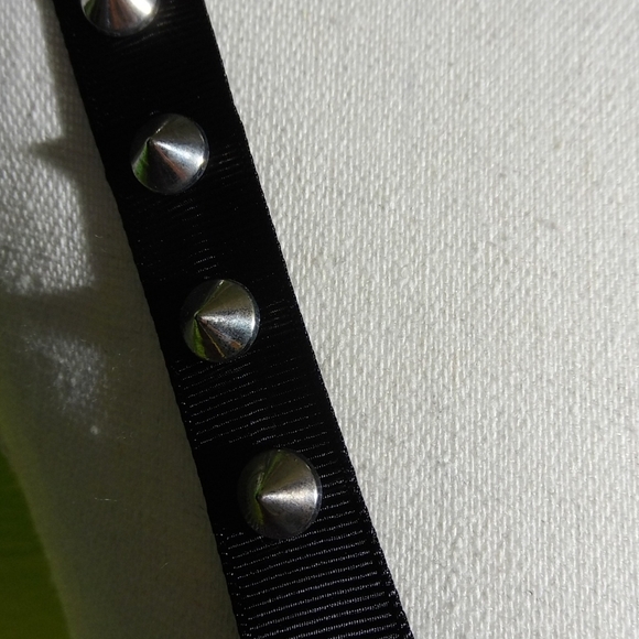 Too Fast Brand..Black/White Skeleton Hand Tank - Picture 4 of 8